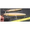 Image 11 : 2 VINTAGE 6 INCH CISCO KID LURES BY SUICK