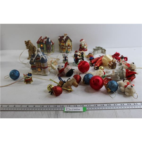 Assorted Christmas Decorations - Houses Light Up