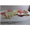 Image 1 : (10+) Assorted Doilies