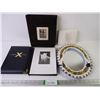 Image 1 : (4) Photo Albums and Mirror