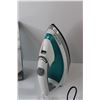 Image 3 : Black & Decker Steam Iron - NIB