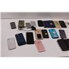 Image 5 : (25) Used Broken Cell Phones & Cases - iPhone, LTE< Samsung, LG, Motorola, Huawei
