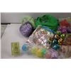 Image 2 : Box of Halloween & Easter Decor