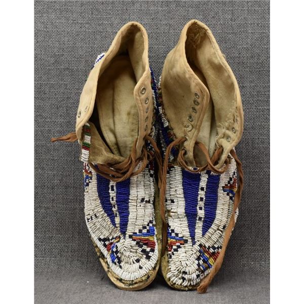 SIOUX MOCCASINS