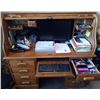 Image 3 : Vintage Wooden Rolltop Large Desk 59w x 24d x 59h