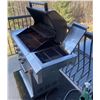 Image 3 : NexGrill Deluxe Duel Energy Natural Gas Full Size BBQ