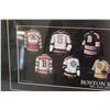 Image 2 : Boston Bruins Jersey Picture - 22" x 13"