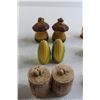 Image 3 : (19) Salt and Pepper Shakers - (9) Sets