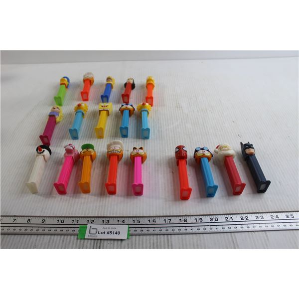 (19) PEZ Dispensers