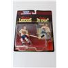 Image 2 : Starting Lineup Hockey Figures - New In Box - Wayne Gretzky, Jean Beliveau