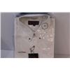 Image 2 : (2) Men's Button Front Shirts: MACH 5 White 2 XL & Westline Apparel Jean Style 2 XL