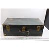 Image 1 : Vintage Trunk/Suitcase