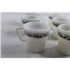 Image 4 : (6) Vintage Pyrex Old Town Blue Onion Coffee Mugs