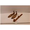 Image 1 : Vintage Cobblers Wooden 7 1/2 Shoe Forms & Ritz Stick Shoe Size Measuring Device