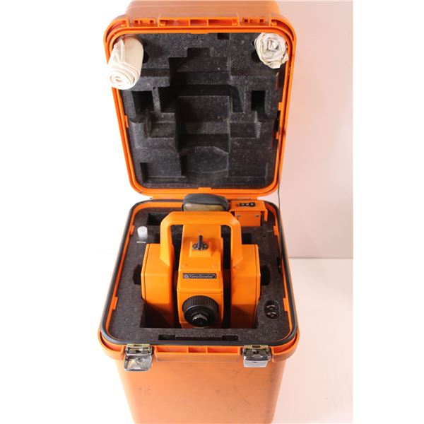 Geodimeter System 400/500 Surveying Instrument With Manual In Case