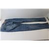 Image 3 : (2) Pairs of Blue Jeans