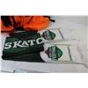 Image 5 : Saskatchewan Grey Cup 2022 Scarf - Black Cat Basket - Leather Hat Stained - (3) Sask Milk Backpacks 
