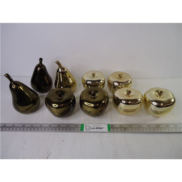 (9) Pieces of Metal Decorative Apples and Pears