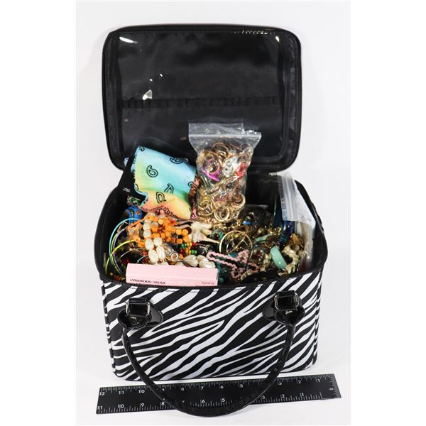 TRAVEL CASE  WITH 8 POUNDS HUGE  AMOUNT OF JEWELRY