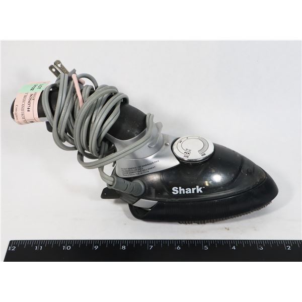 SHARK HOT IRON AND HOT STEAM WORKING