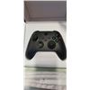 Image 2 : XBOX WIRELESS CONTROLLER CARBON BLACK - TESTED WORKING