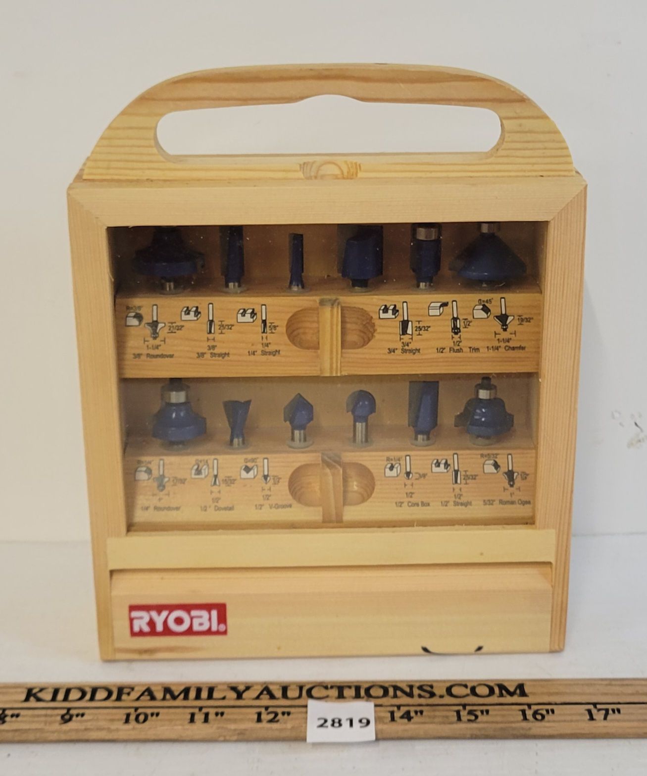 RYOBI 12 PC 1/4IN ROUTER BITS W/ CASE - Kidd Family Auctions