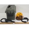 Image 2 : LOT OF 2 - VEHICLE WARNING LIGHT & CASE