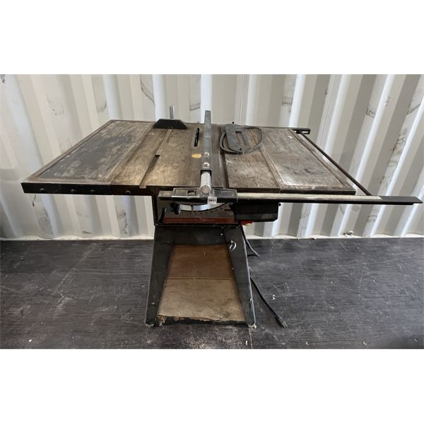 CRAFTSMAN TABLE SAW W/ STAND