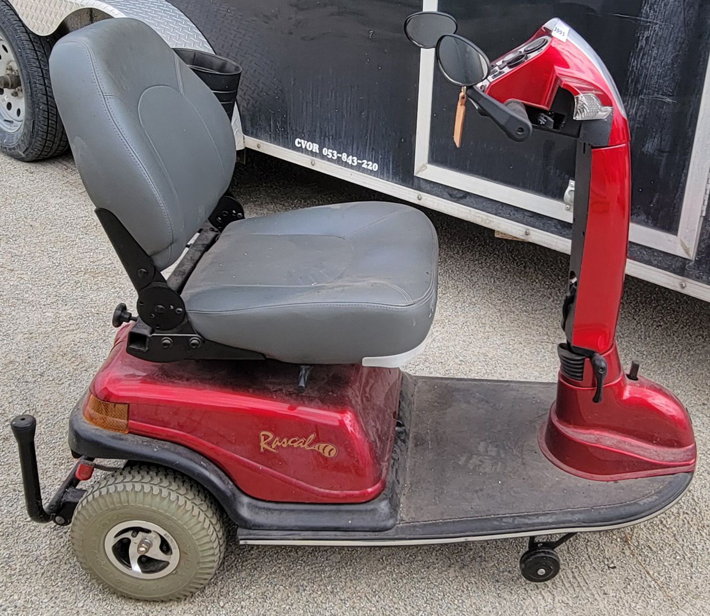 RASCAL 600 ELECTRIC MOBILITY SCOOTER - Kidd Family Auctions