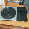 Image 1 : DJ Hero Turntable Accessory