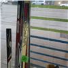 Image 2 : Small Lot of Hockey Sticks