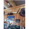 Image 5 : All Items Hanging Along Top of Cash Register Area