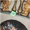 Image 8 : Contents of Bottom Glass Shelf