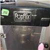 Image 2 : Popflix Popcorn Machine