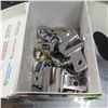 Image 1 : Box w/ Items