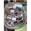 Image 1 : Large Tray with New Name Brand Cosmetics
