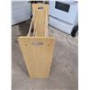 Image 2 : Kindergarden shelf w/o bins