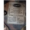 Image 4 : Cyclo Toolmakers | Dual Head Orbital Polisher | Model 5