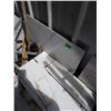 Image 5 : Fantastic Lot of Modern Ceramic Whtie Tile | Perfect for Bathroom, Ktichen, Flooring