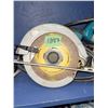 Image 1 : Makita | 7 1/4" Circular Saw | Model 5740NB