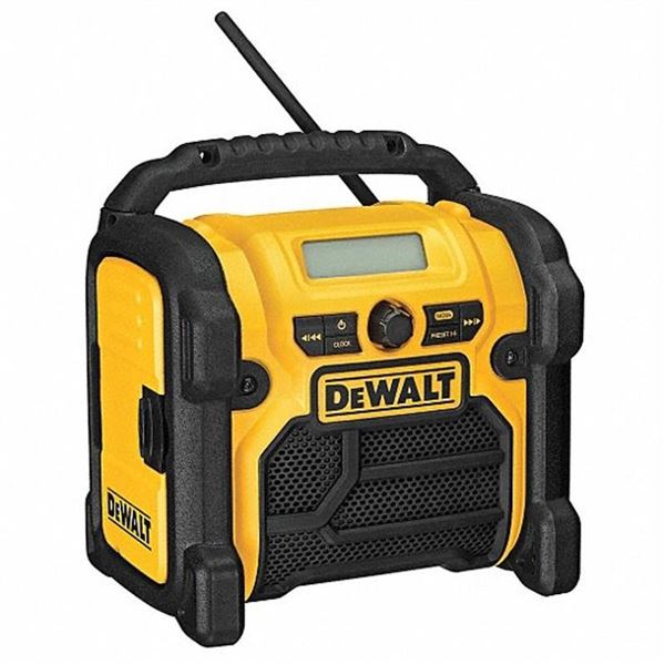 DeWalt Jobsite Cordless AM/FM Radio with Safety Glasses