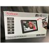 Image 1 : Lot of 1 Feelcare 10.1inch 16GB Smart WiFi Photo Frame