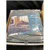 Image 1 : Lot of 1 Queen Size Fluffy Duvet Cover Set - Brand New - Grey