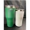 Image 1 : Lot of 2 Arctic Tumbler Mugs - 1X Green & 1X White