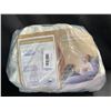 Image 3 : Lot of 1 ChillingHome Nursing/Maternity Pillow with Removable Cover - Brand New!