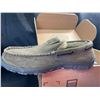 Image 2 : Lot of 1 Pair of Clarks Slippers - Size 8M