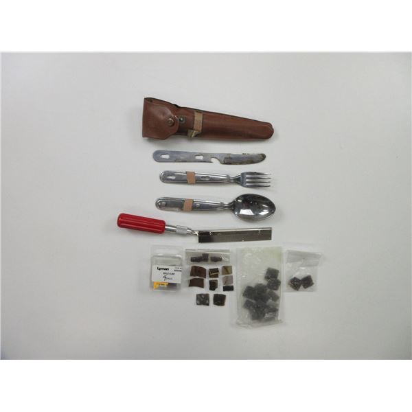MINI HANDHELD SAW AND FLINT LOT