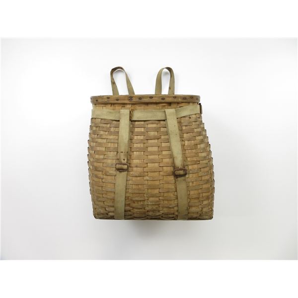 LL BEAN WICKER FISHING CREEL BASKET