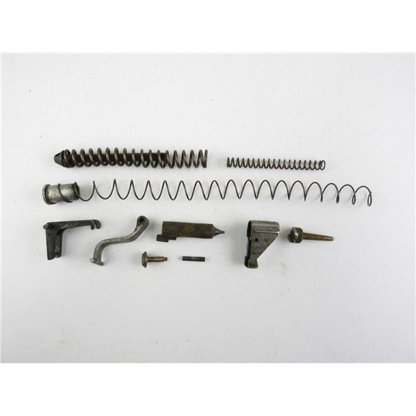 GERMAN LUGER PO8 9MM PISTOL PARTS LOT