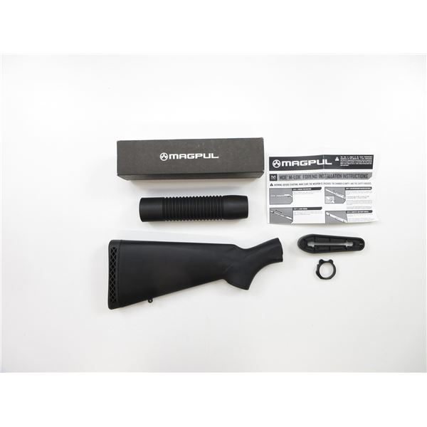 MOSSBERG BUTT STOCK AND FOREND LOT